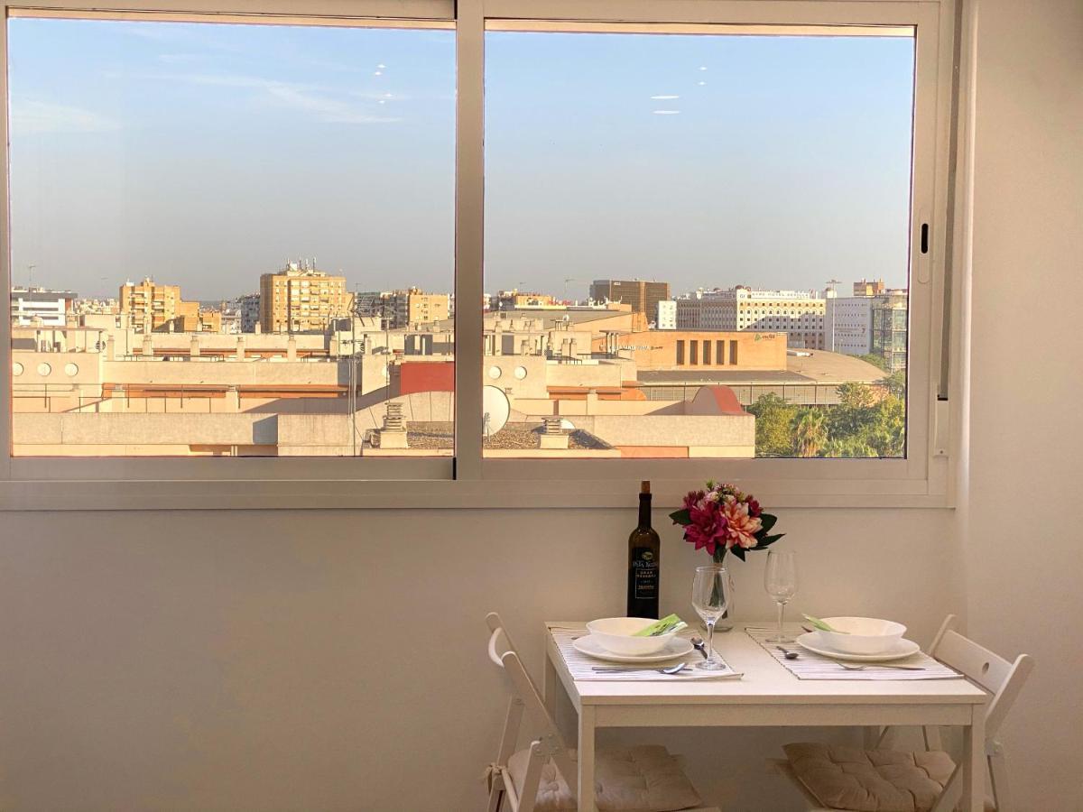 Residencial Santa Justa - Vacacional Sevilla Kültér fotó